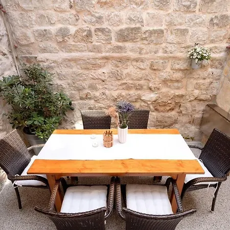 House Heritage * Stari Grad (Hvar)