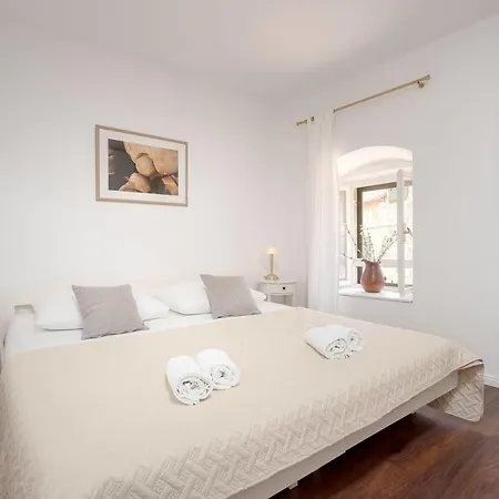 House Heritage Feriehus Stari Grad (Hvar)